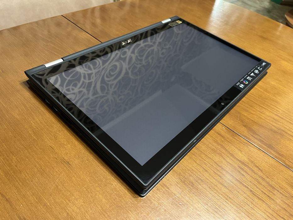 Сенсорный ноутбук 15.6 Acer Spin 3 на Intel i5-7200U с 8ОЗУ/256SSD/FHD