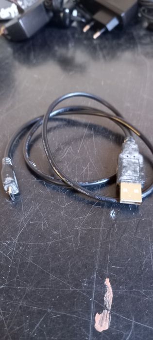 Cabo USB com 100 ctms