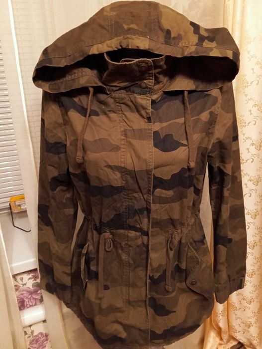 Продам жіночі курточки весняні