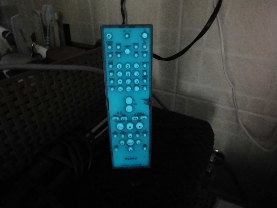 Wzmacniacz kina domowego(posiada wejście optyczne)