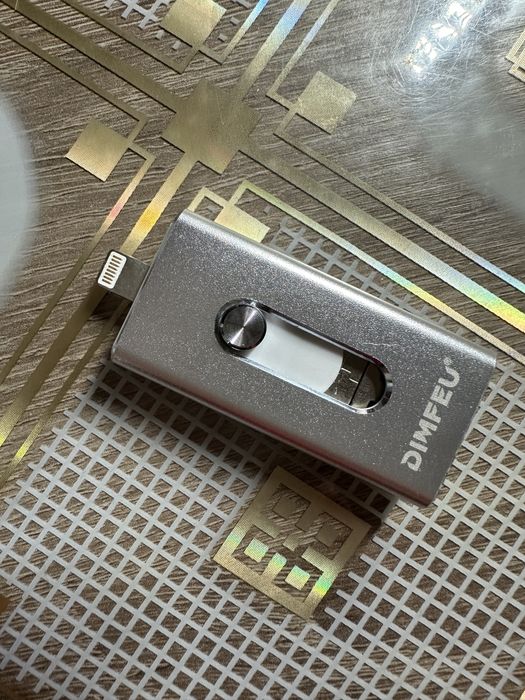 Флешка на 128 гб