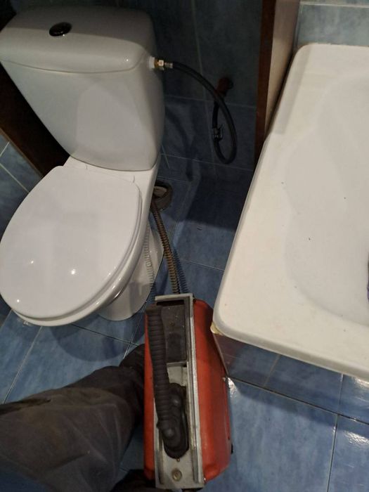 НАДІЙНИЙ сантехнік Київ. Заміна стояків. Прочистка каналізації