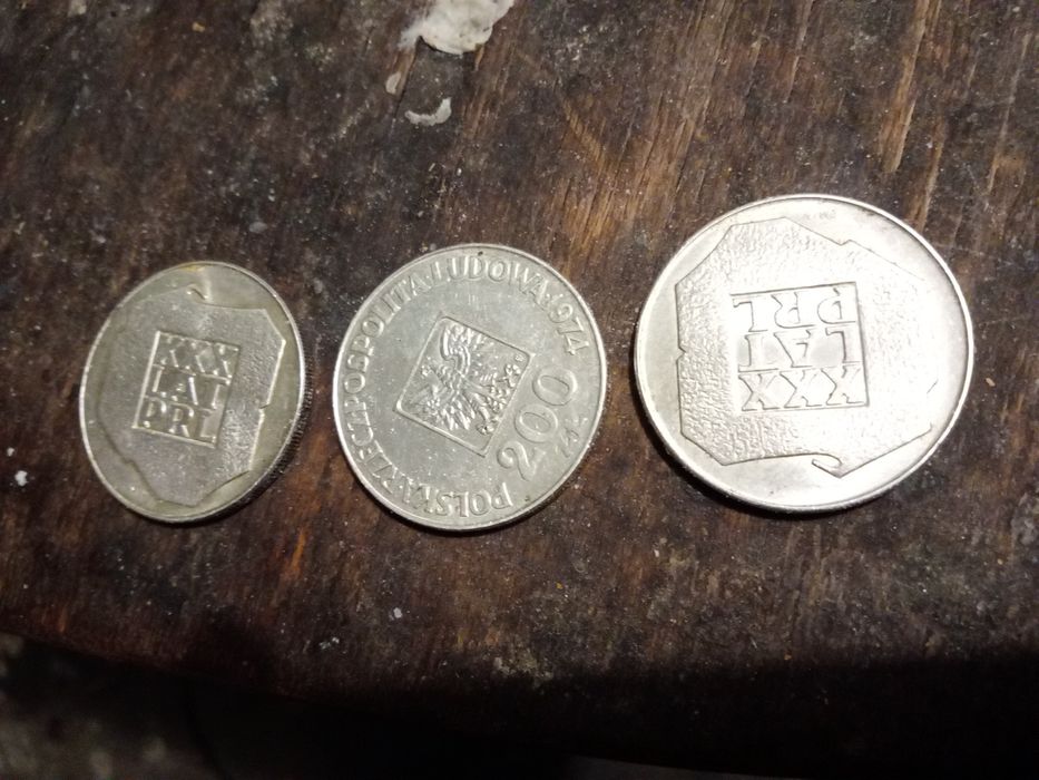 Sprzedam monety XXX lat PRL 200zł