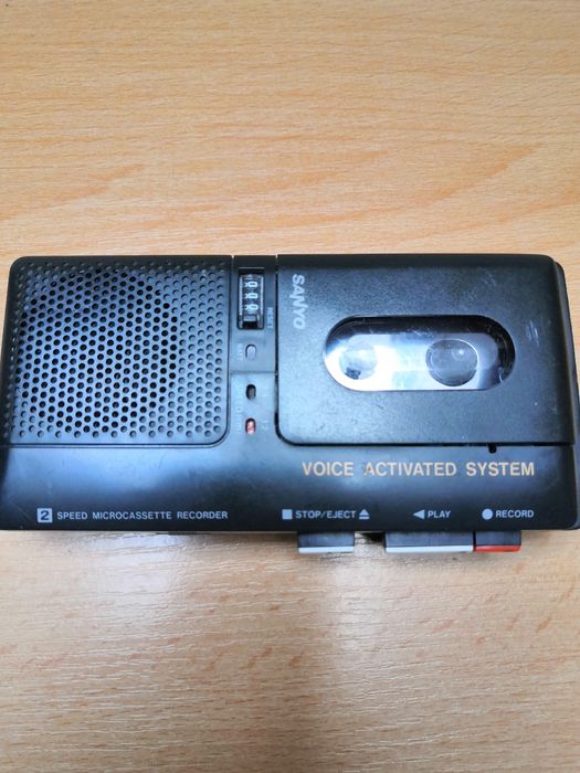 Sanyo TRC 550M dyktafon analogowy