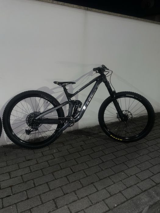 Trek Slash 8 2022