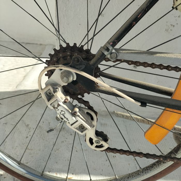 Bicicleta antiga513772358269020163