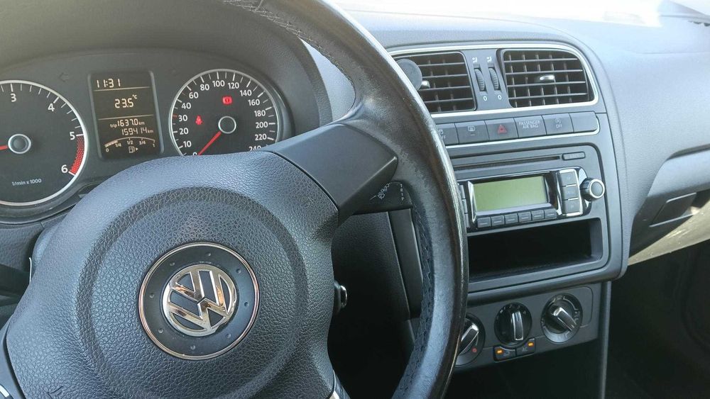 Volkswagen Polo 1.6 TDi BlueMotion (5 Portas) – 2011 – Bom Estado / Muito Económico — photo 5