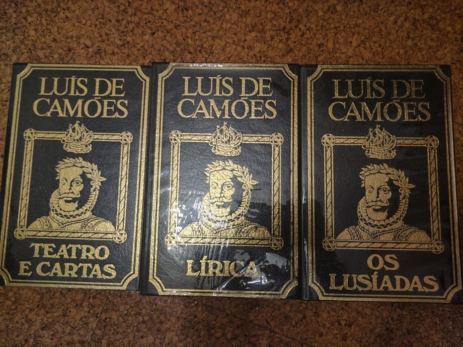 Luís de Camões Books by Círculo de Leitores