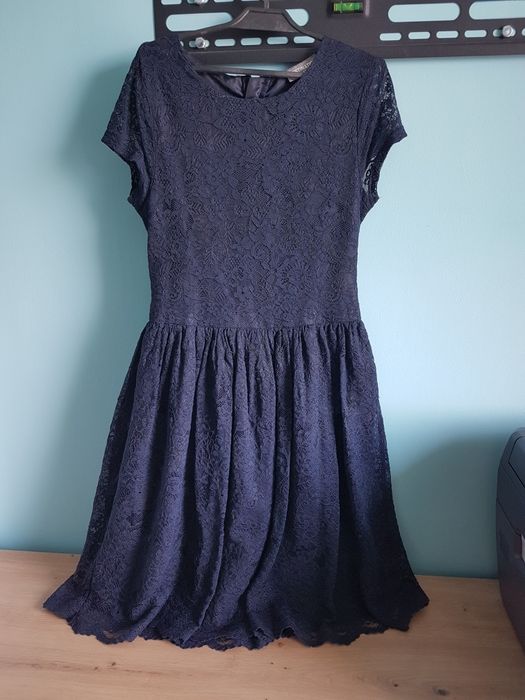 Sukienka okazjonalna, elegancka r.146-152