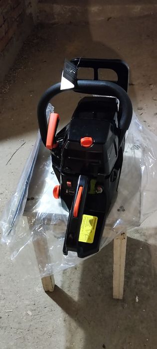 Бензопила Дніпро.М 2.4квтт