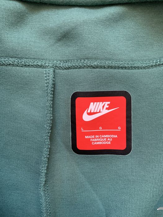 Штани Nike Tech Fleece. L