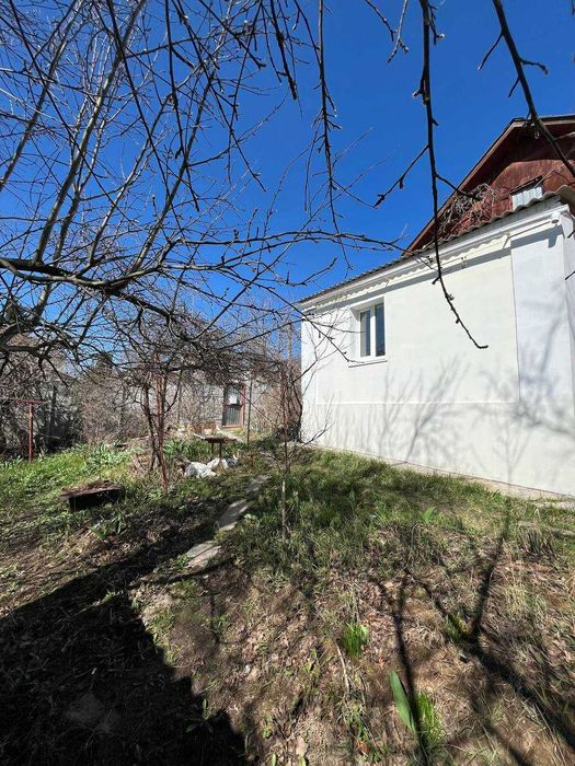 Продам полдома в Новобаварском районе