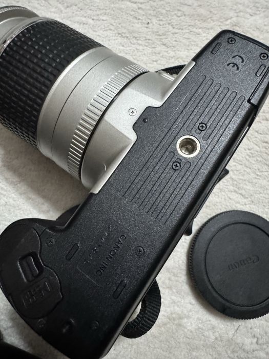 Camera Reflex Canon Eos 300 objetivas