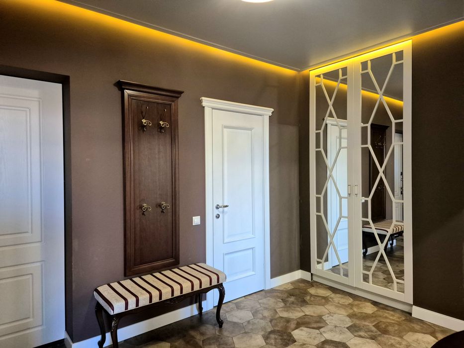 Оренда 2к.к-ра 80,2м2 Варшавський/Варшавский.Євроремонт.Генератор