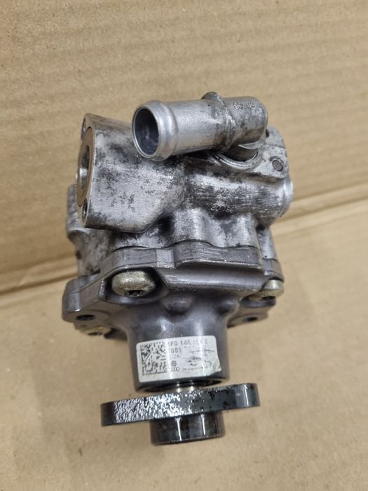 Насос гідропідсилювача 4F0 145 153 E