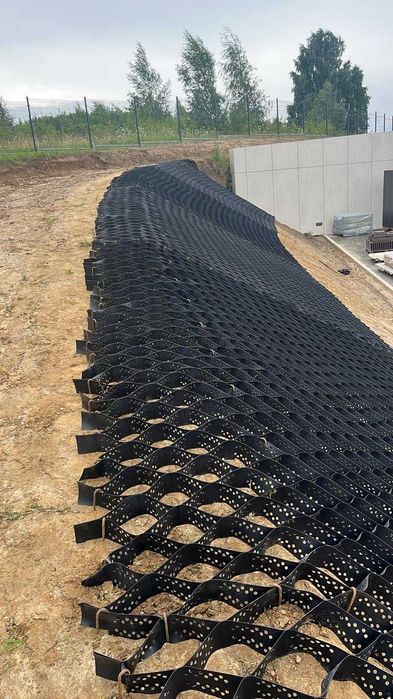 Prace ziemne, usługi minikoparką, ładowarką. Transport kruszyw