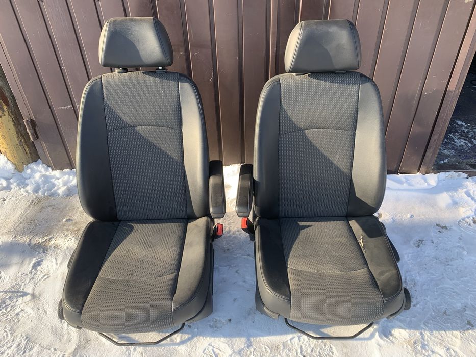 Передні сидіння з підігрівом на Mercedes Vito-Viano