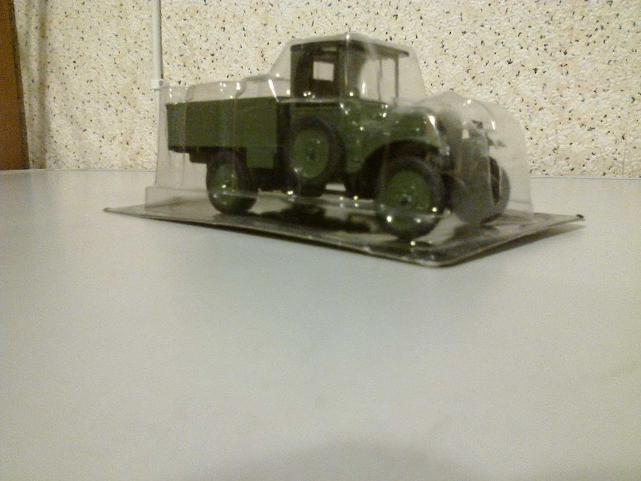 АМО Ф-15 - модель-игрушка от DeAgostini серия "Автолегенды " №88