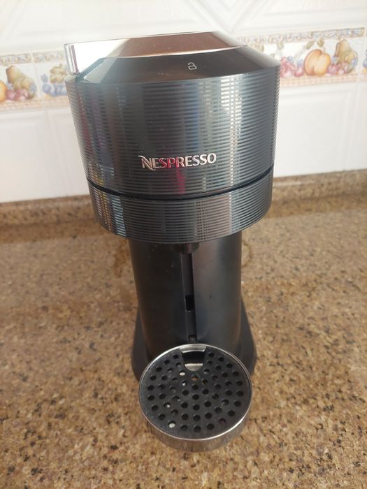 Máquina Café Nespresso