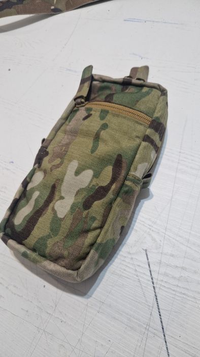 Cargo 2x4 multicam molle