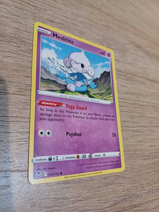Carta Pokémon Meditite #72