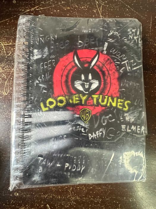 Caderno A5 3D Bugs Bunny Looney Tunes - 80 Folhas Pautadas