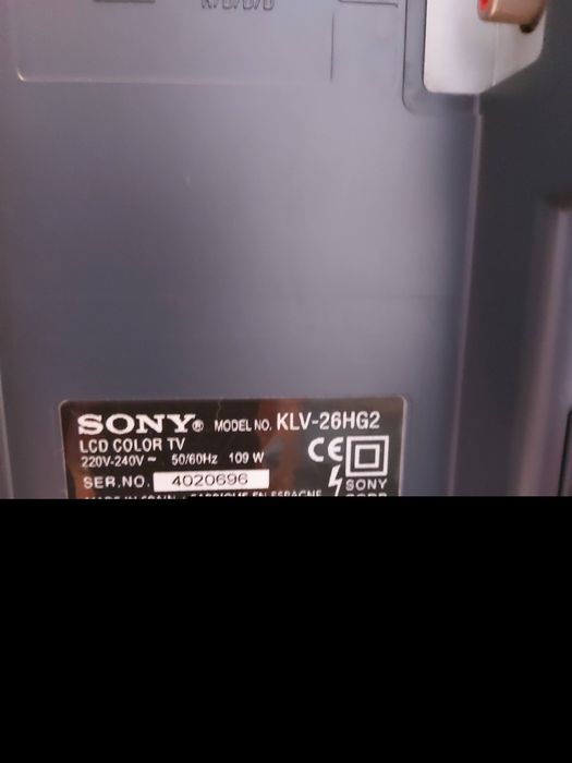 Televisor LCD Sony KLV-26HG2 a funcionar