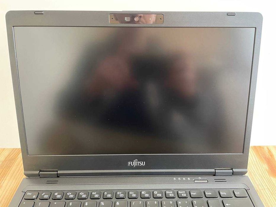 Ноутбук Fujitsu LifeBook U7311 i5 / 8GB / 256GB / 4G / 1.1кг