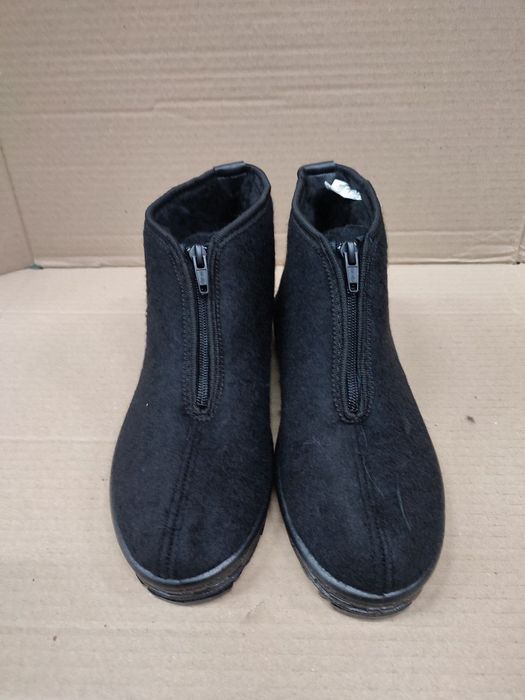 Взуття зимове чоловіче