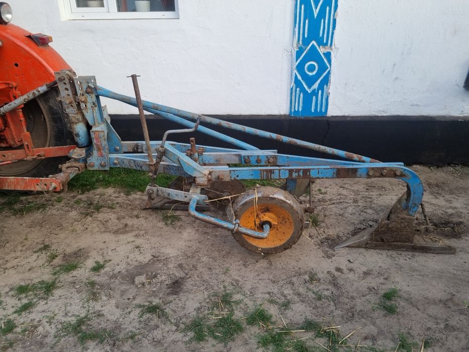 Плуг Lemken.