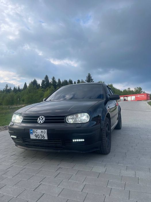 Volkswagen Golf 4