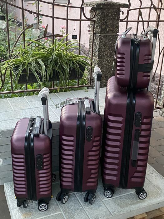 Чемодан .Валіза  Three Birds.