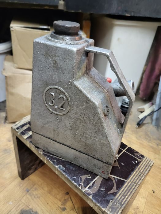 Podnośnik hydrauliczny prl