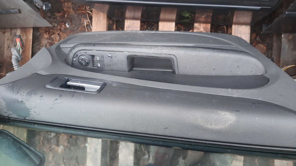 lak. DA3  Ford Focus mk2 hatchback drzwi lewe przód lub tył