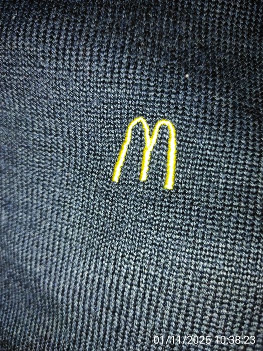 Жилет McDonald's с V-образным вырезом
изображение