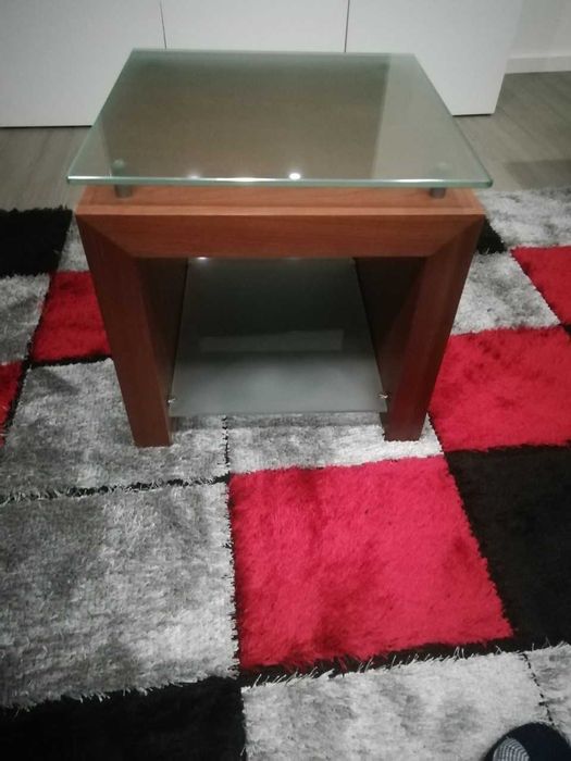 Mesa de centro em madeira