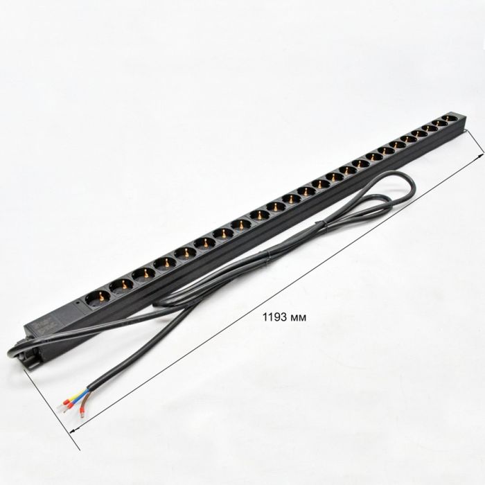 Блок розеток 19" на 4,6,8,9,24 розеток,10А,16А, с индикатором