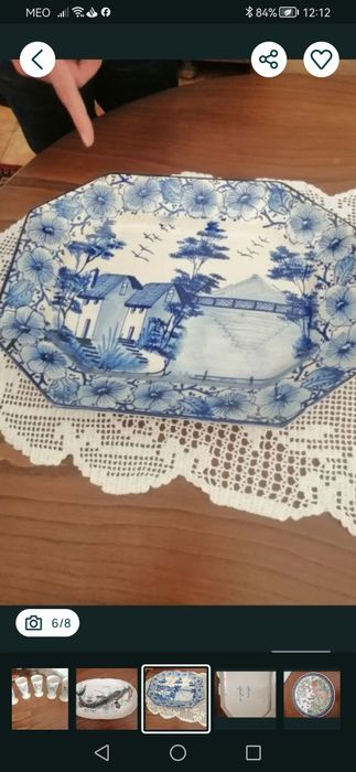 Prato centro de mesa antigo em metal + Louça antiga de Sacavém entre outras