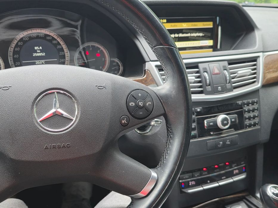 Mercedes-Benz Klasa E W212 E klasa. 220 CDI Mercedes.
