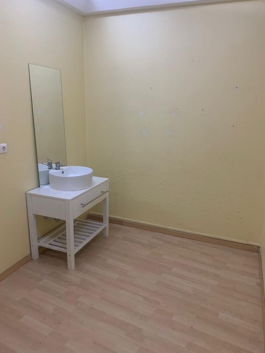 Sala para Estética ou Serviços – Oeiras | Excelente Localização