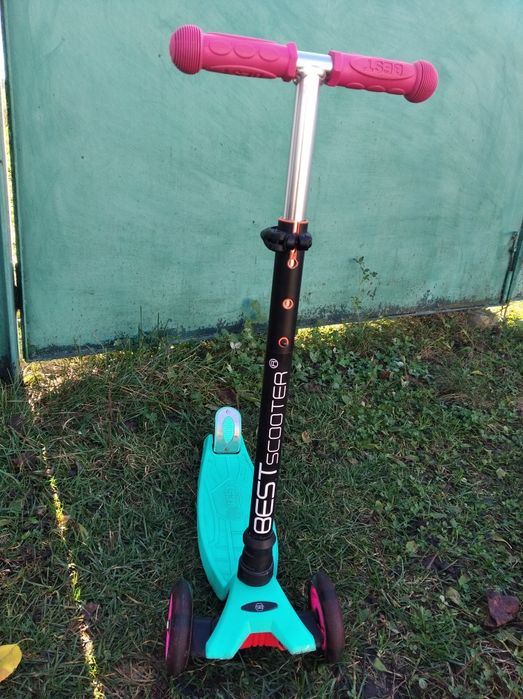 Самокат детский для девочки