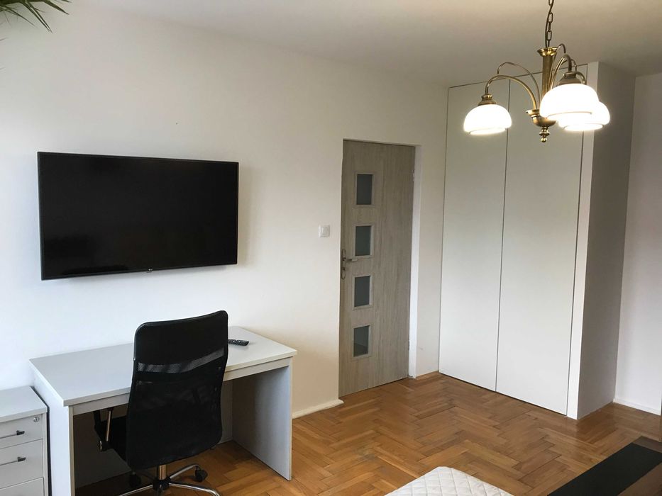 Smart TV LG 49UM7100; TCL 55P615X1 - jak nowy !!