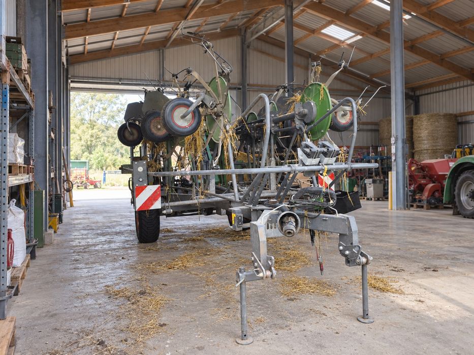 Przetrząsarka Fendt Lotus 1020 T