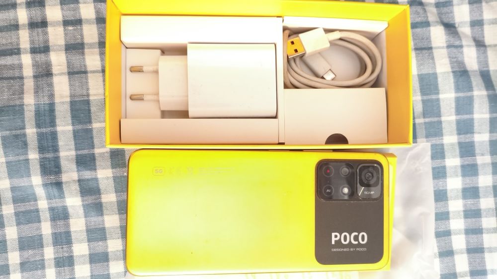 Телефон Poco m4 pro 5g 6/128