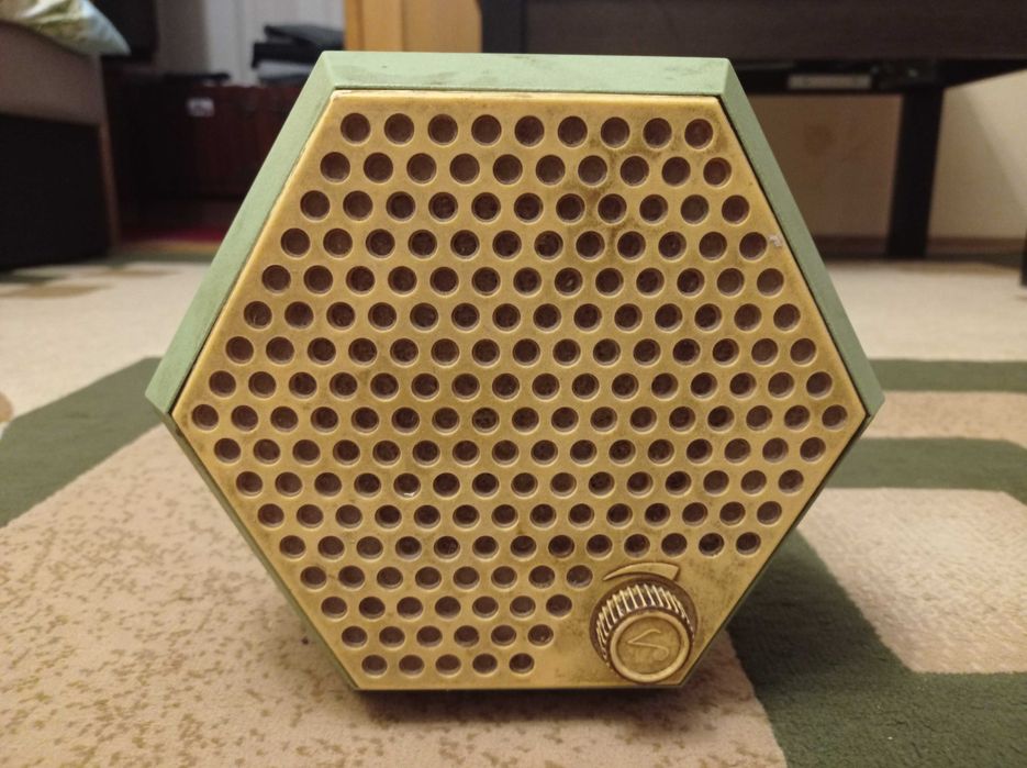 Продам радіо в гарному стані