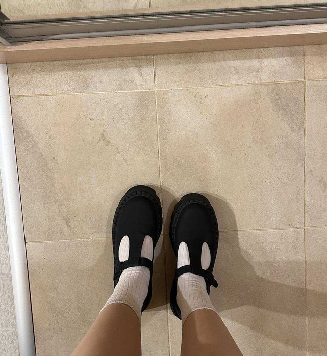 Туфлі «Мері Джейн» на платформі з натуральної шкіри, ESTRO