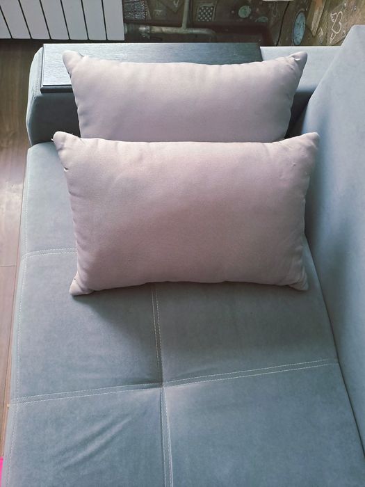 Подушки  дивані  50×35 см.