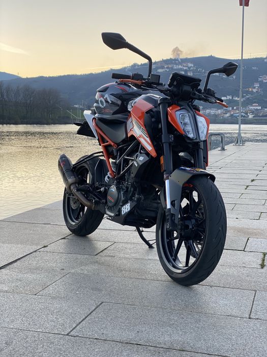 Ktm  duke  125cc