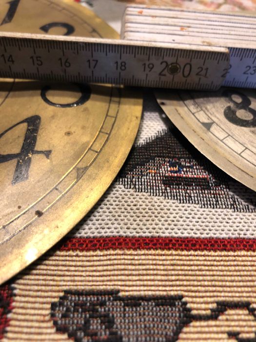 Stare tarcze zegarowe Gustav  Becker dwie sztuki