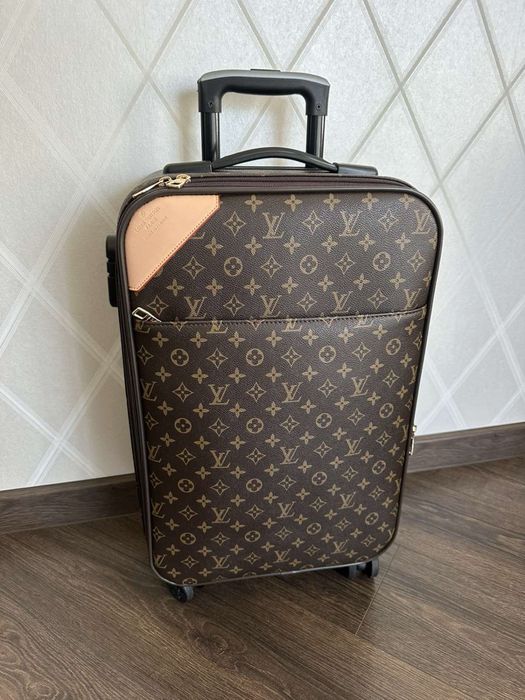 Валіза ручна поклажа Louis Vuitton